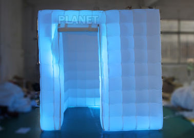 2.5 M Led Inflatable Photo Booth Satu Pintu Dengan Mengubah Warna Cahaya