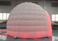 Tenda Kubah Igloo Tiup Raksasa Lampu LED Berwarna-warni Dengan Pintu Masuk Terowongan