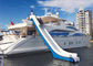 0.9mm PVC Water Play Equipment Seluncuran Air Tiup Untuk Yacht Ukuran Kustom Slide Yacht Tiup